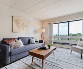 Beautiful Flat Just Outside of DC + Gym
