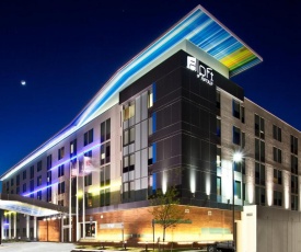 Aloft Dulles Airport North